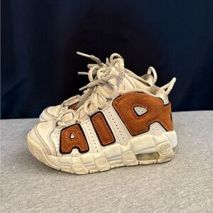 Nike Air More Uptempo Kids Shoe 12C Phantom/Black-Dark Russet-Sail DZ5322-001